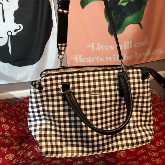 GUESS Los Angeles Gingham satchel purse - Picture 5 of 5